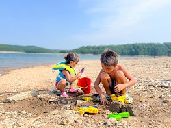 blue waters resort kids playing